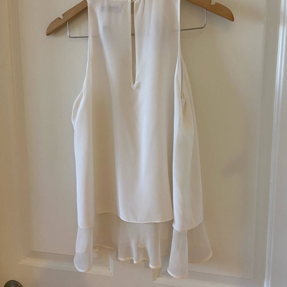 Elizabeth and James Sz Medium Women White Sleeveless Blouse w/ Ruffles 100% Silk - Picture 8 of 9